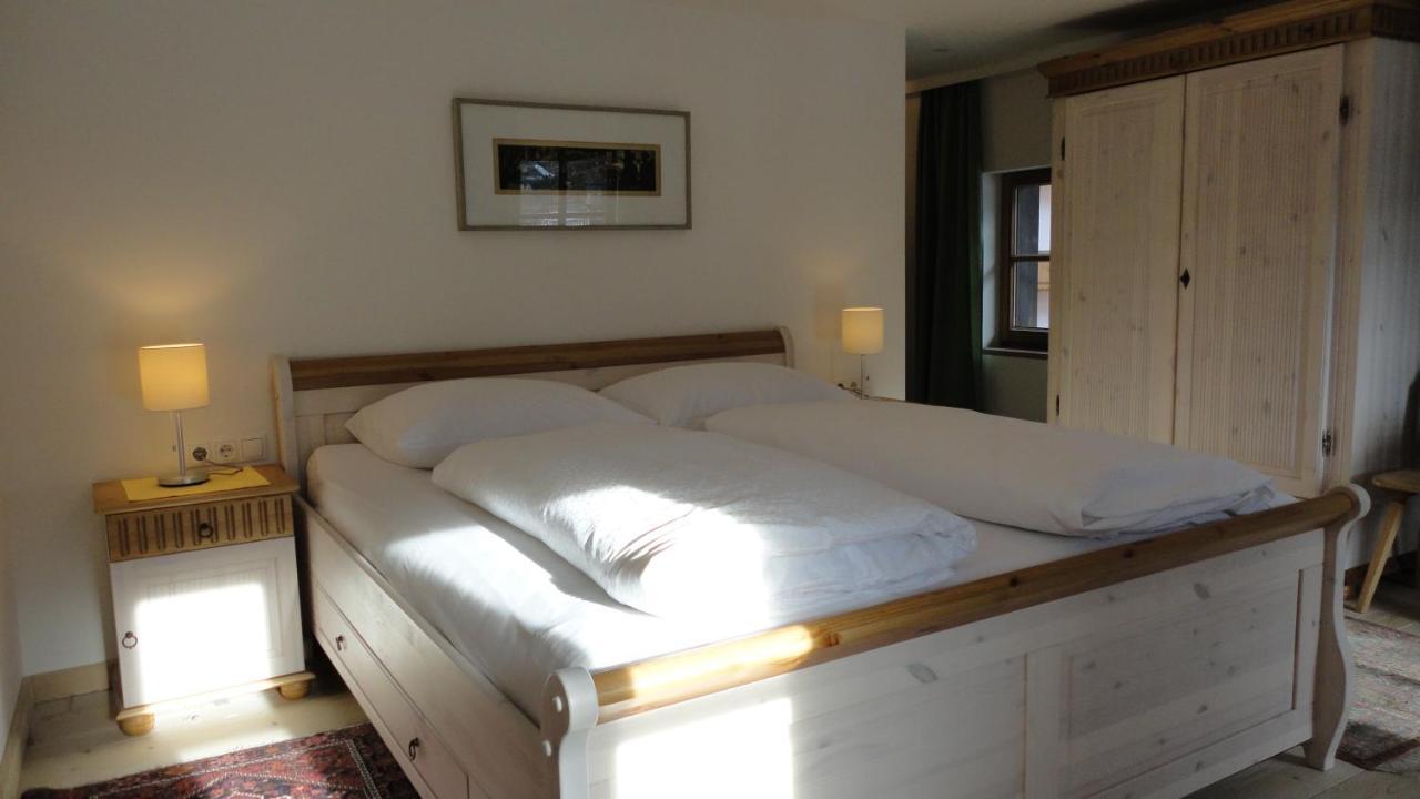 Landhaus Schoesser-Brandler Mayrhofen Eksteriør billede