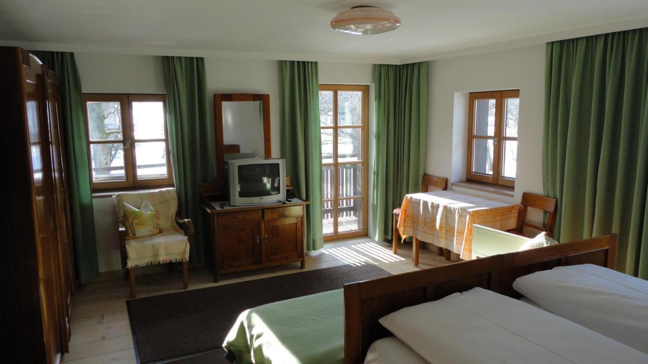 Landhaus Schoesser-Brandler Mayrhofen Eksteriør billede